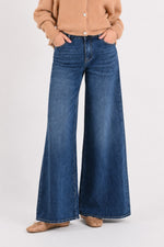 Carica l'immagine nel visualizzatore di Gallery, Jeans wide - leg a vita alta