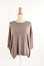 Carica l'immagine nel visualizzatore di Gallery, Maglia oversize con scollo a girocollo