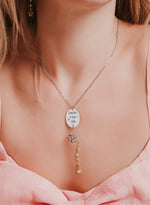 Load image into Gallery viewer, Collana “Siamo fatti di sogni e Follia”