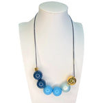 Carica l'immagine nel visualizzatore di Gallery, Collana sei sfere