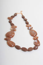 Load image into Gallery viewer, Collana lunga effetto marmorizzato