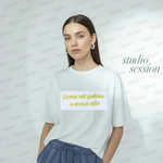 Load image into Gallery viewer, T-shirt donna "Credo nel fastidio a prima vista"