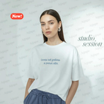 Load image into Gallery viewer, T-shirt donna "Credo nel fastidio a prima vista"