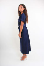 Carica l'immagine nel visualizzatore di Gallery, Abito con drappeggio