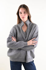 Carica l'immagine nel visualizzatore di Gallery, Maglione collo a V rovescio