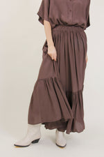 Load image into Gallery viewer, Gonna lunga con balza