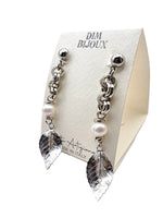 Carica l'immagine nel visualizzatore di Gallery, Orecchini Anna foglia