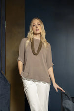 Carica l'immagine nel visualizzatore di Gallery, Blusa Glossy