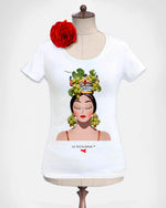 Carica l'immagine nel visualizzatore di Gallery, T-shirt “Regina con uva bianca”