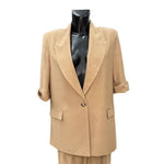 Carica l'immagine nel visualizzatore di Gallery, Giacca blazer con spilla a fiore