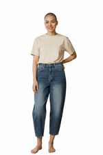 Carica l'immagine nel visualizzatore di Gallery, Jeans con caviglia scoperta
