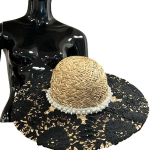 Cappello di paglia ricamato