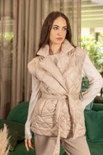 Load image into Gallery viewer, Gilet Chic
