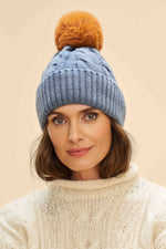 Load image into Gallery viewer, Cappello Svana Bobble - Denim
