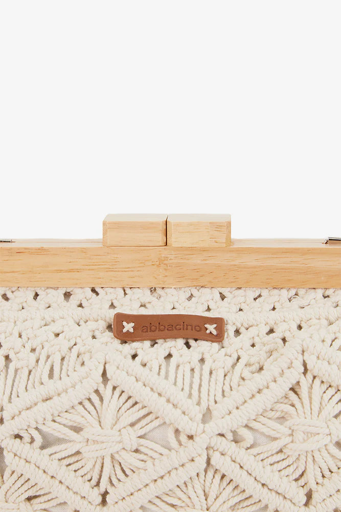 Pochette in macramè