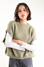 Load image into Gallery viewer, Maglia taglio a gilet
