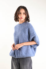 Carica l&#39;immagine nel visualizzatore di Gallery, Maglia con maniche a palloncino
