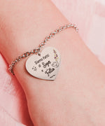 Load image into Gallery viewer, Bracciale cuore “Siamo fatti di sogni e Follia”
