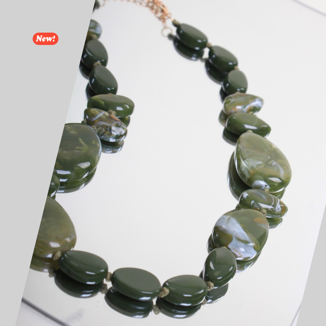 Collana lunga effetto marmorizzato