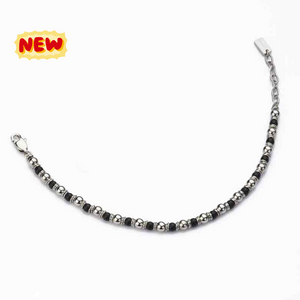Bracciale con sfere ed anelli
