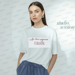 Carica l'immagine nel visualizzatore di Gallery, T-shirt donna "Se devi sognare Esagera"
