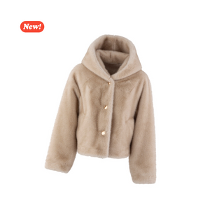 Cappotto in ecopelliccia con cappuccio