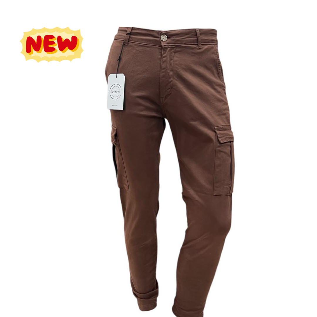 Pantaloni cargo