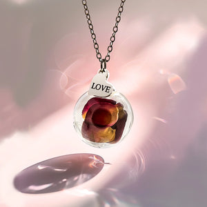 Collana dell’amore e dell’amicizia “Rosa”
