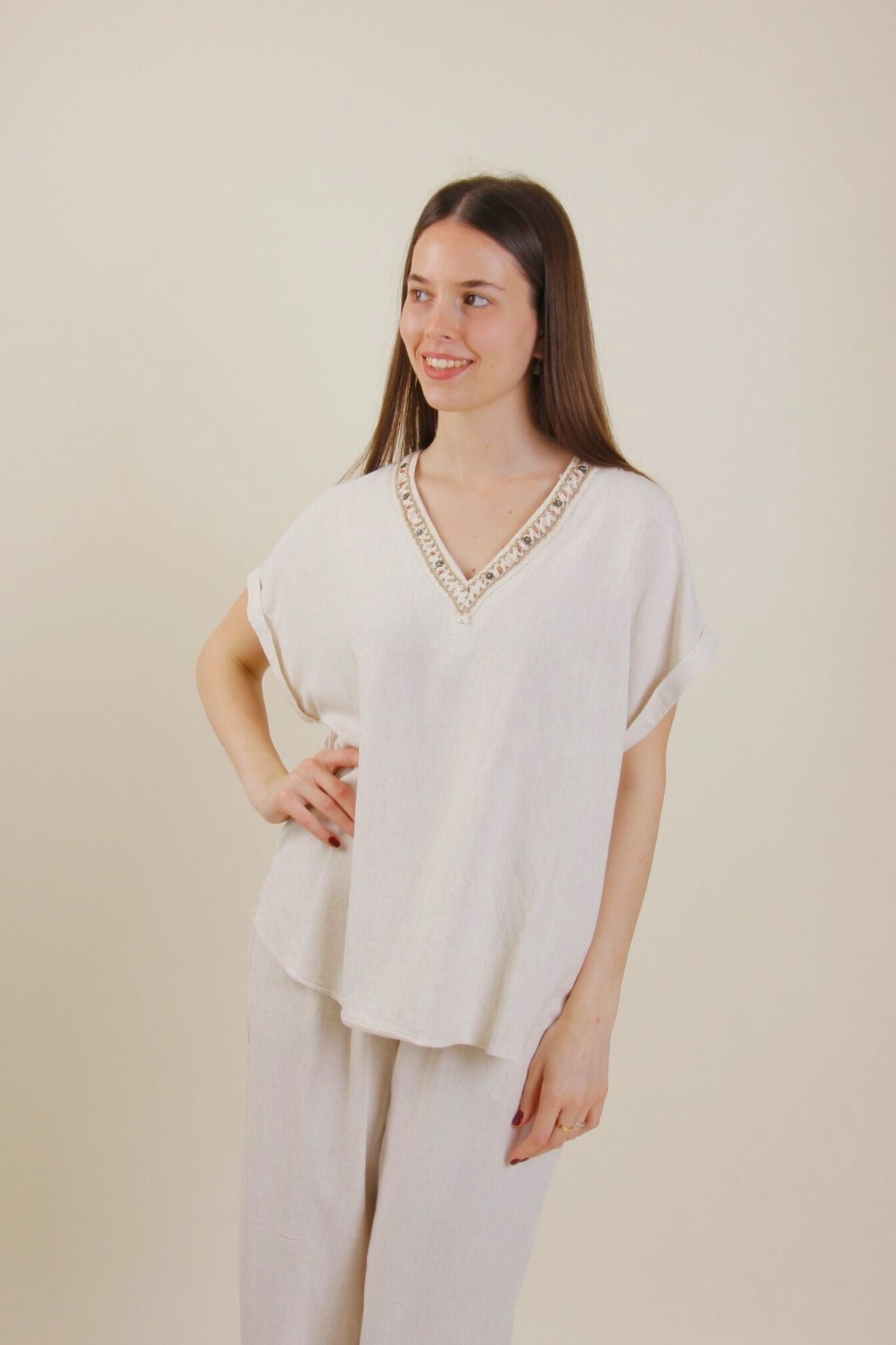 Blusa di lino scollo a V