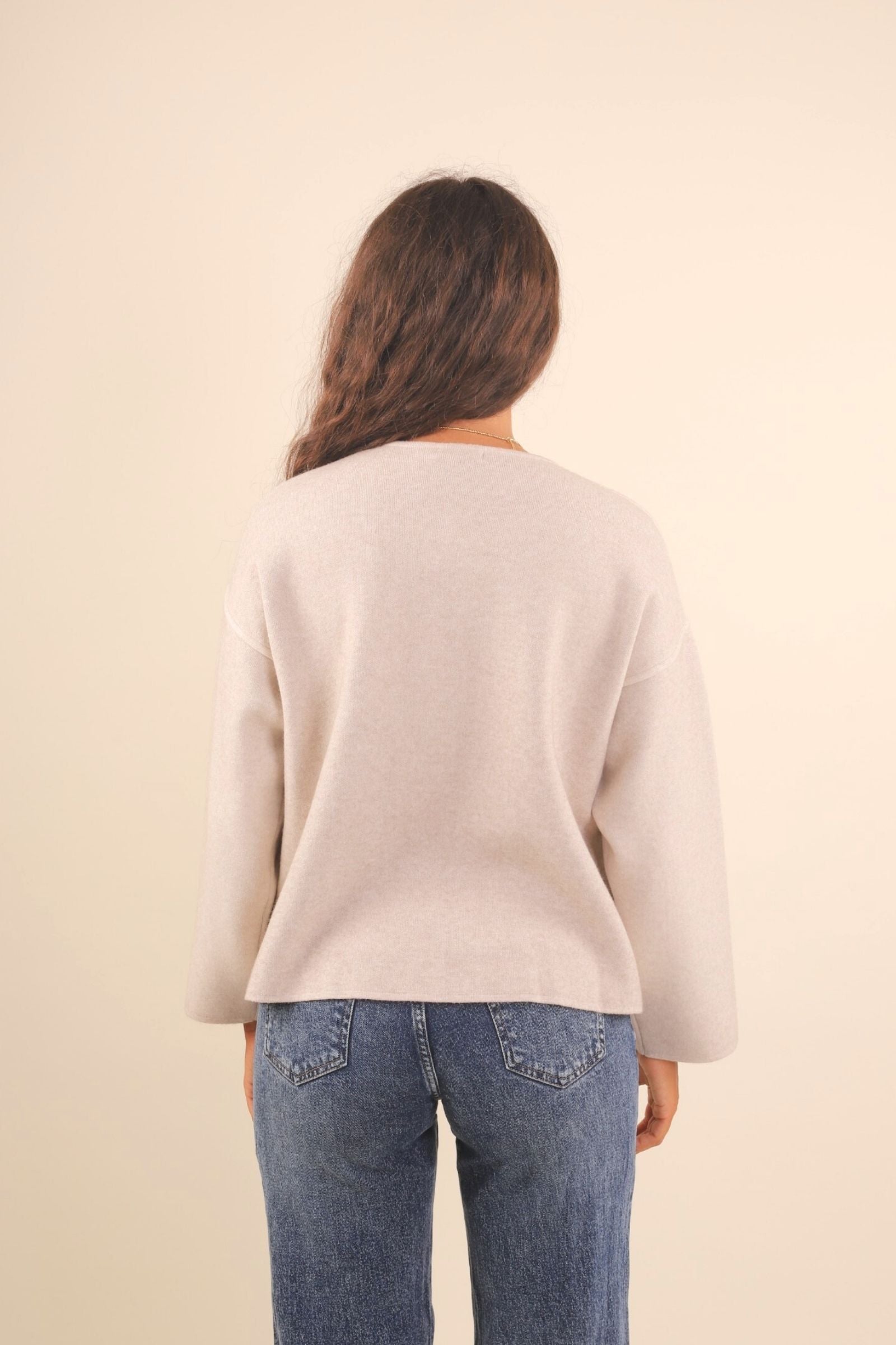 Cardigan con bottoni dorati