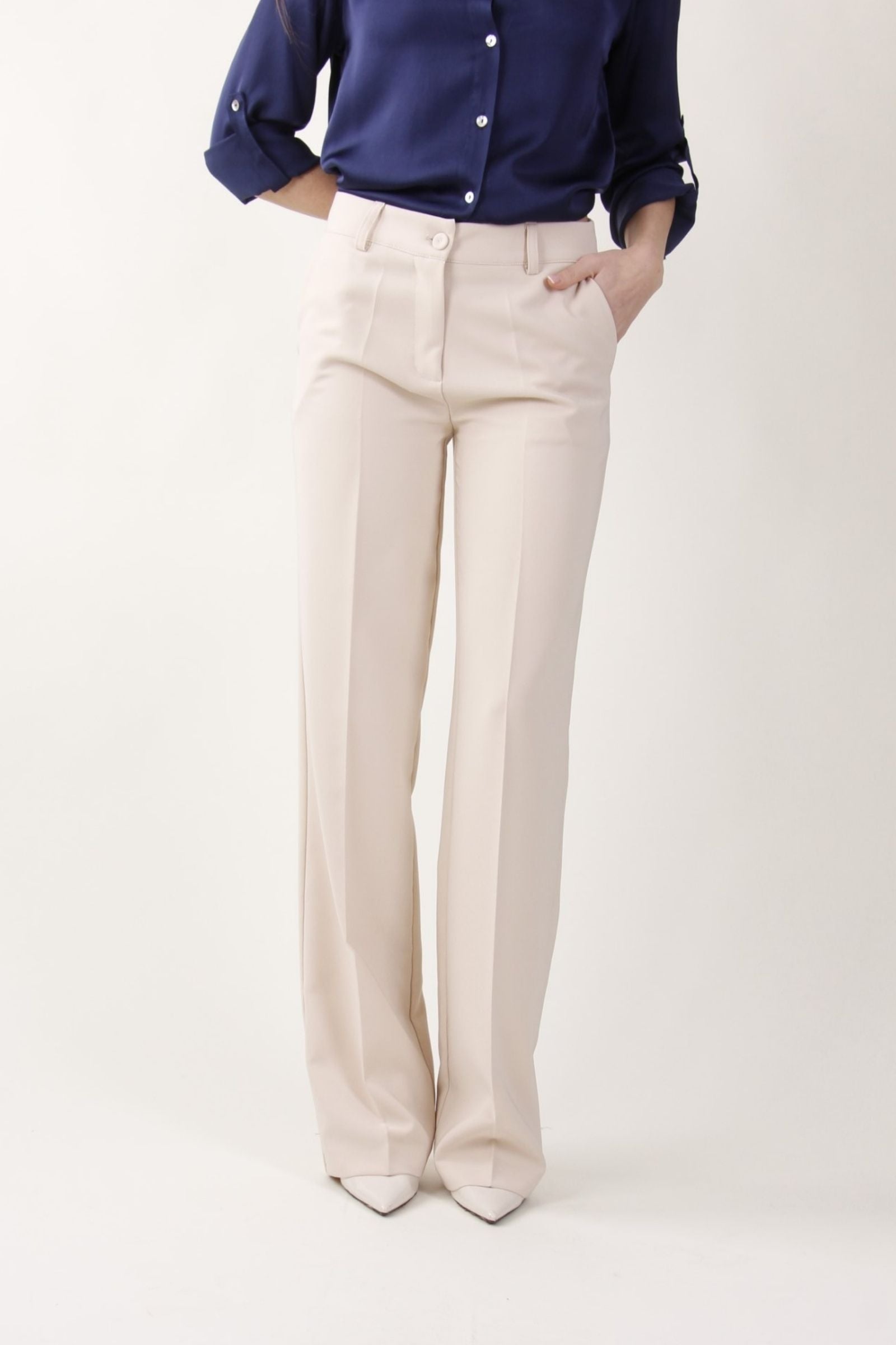 Pantaloni taglio dritto