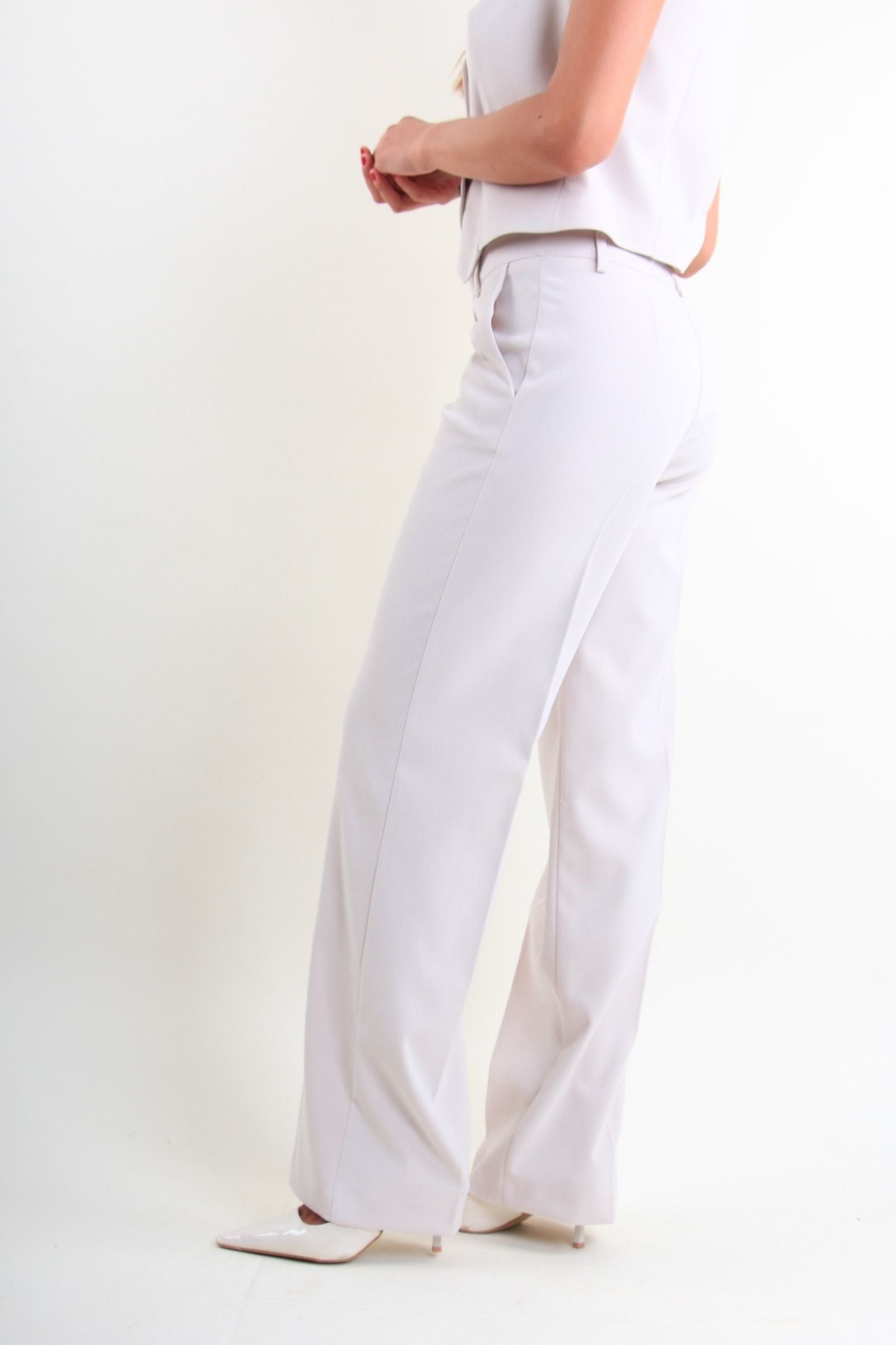 Pantalone a palazzo linea sartoriale
