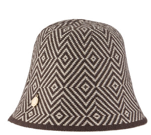 Cappello forma a campana