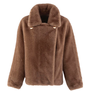 Cappotto in ecopelle senza cappuccio