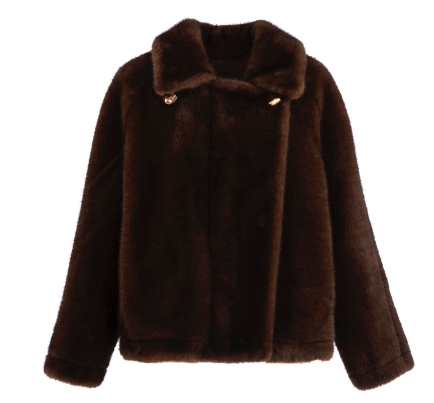 Cappotto in ecopelle senza cappuccio
