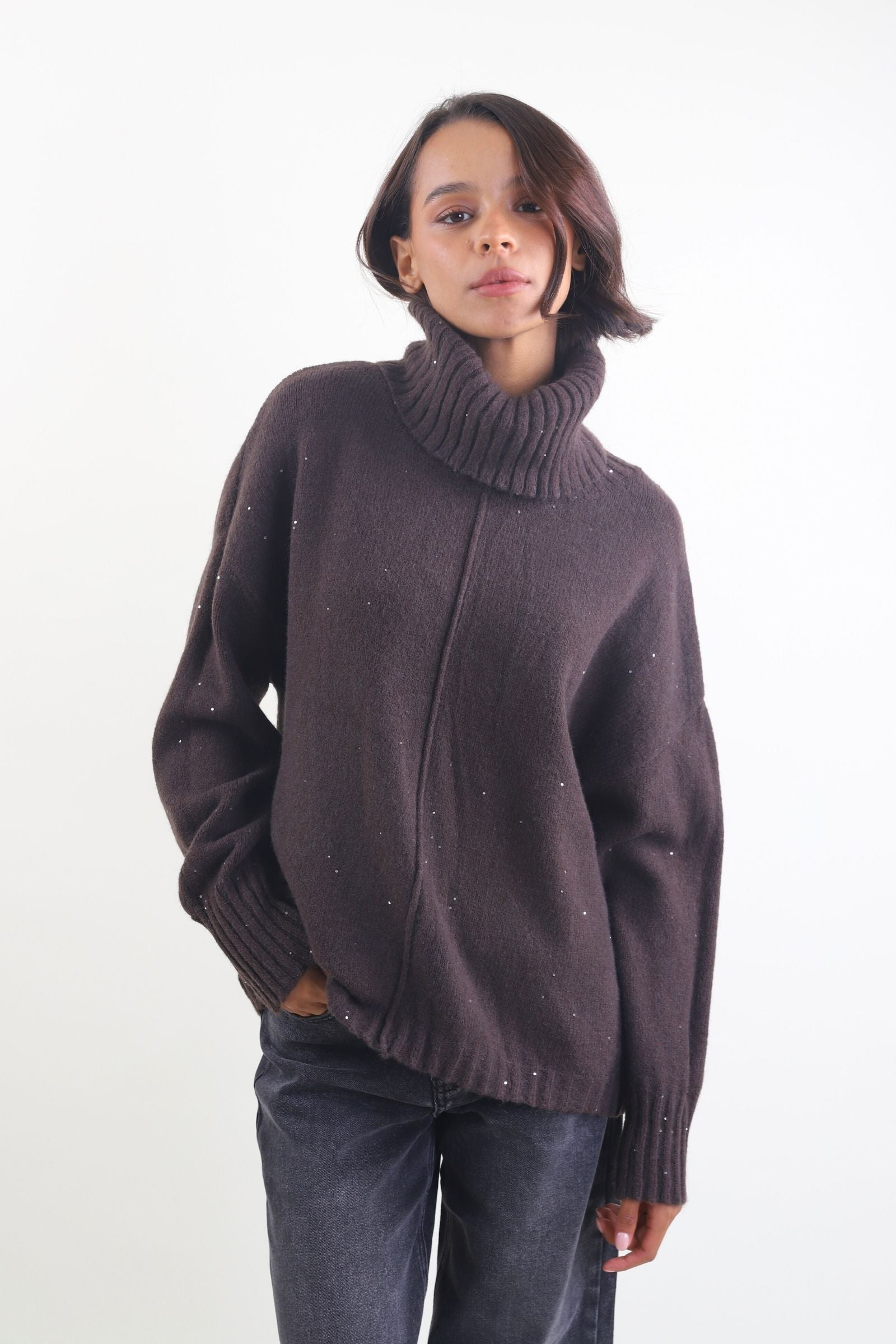 Maglione con collo alto a coste