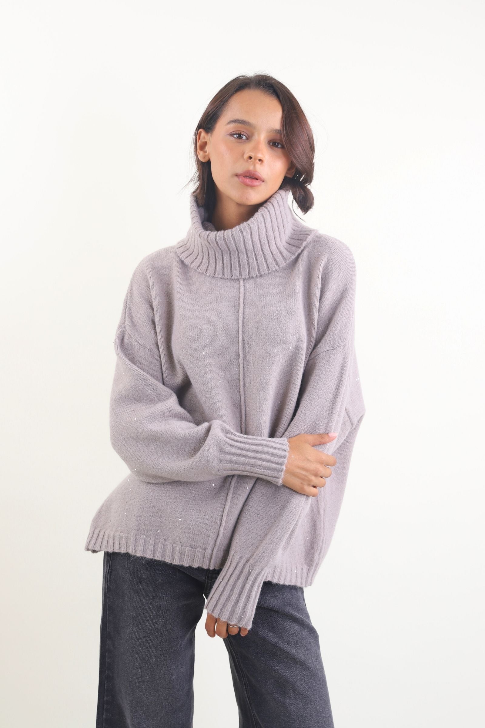 Maglione con collo alto a coste