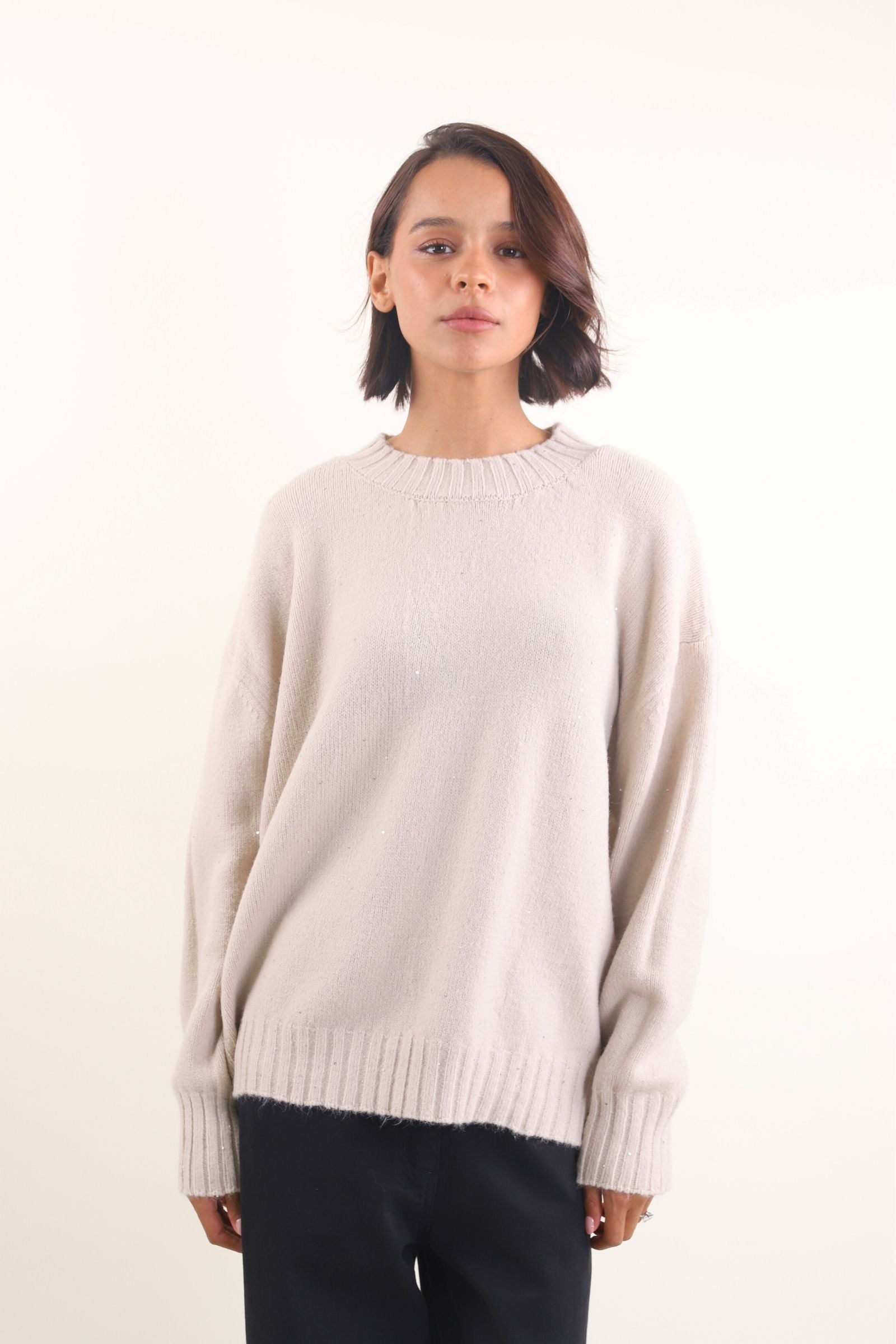 Maglione a girocollo con paillettes