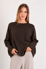 Load image into Gallery viewer, Maglia morbida con taschine
