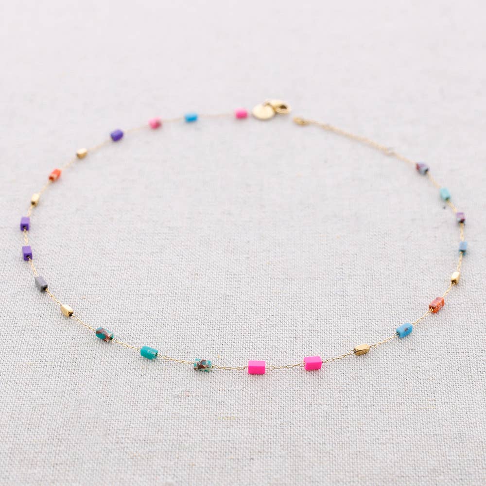 Collana in acciaio con pietre