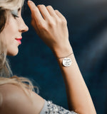 Load image into Gallery viewer, Bracciale Cenerentola “Una scarpetta può cambiare la tua vita”

