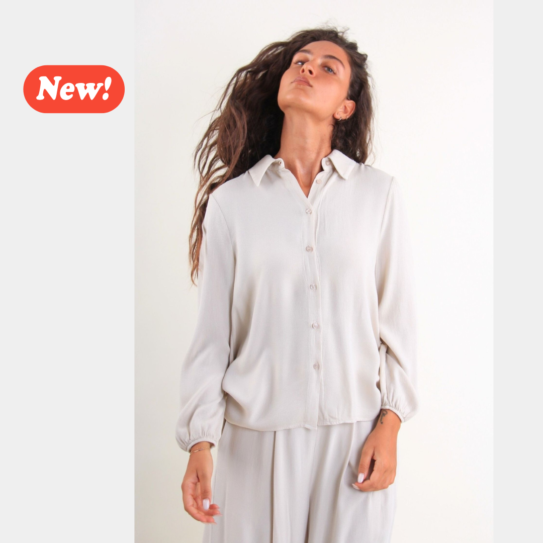 Camicia con maniche arricciate