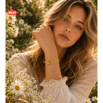 Carica l'immagine nel visualizzatore di Gallery, Bracciale margherita e farfalla “Sorridi sempre”
